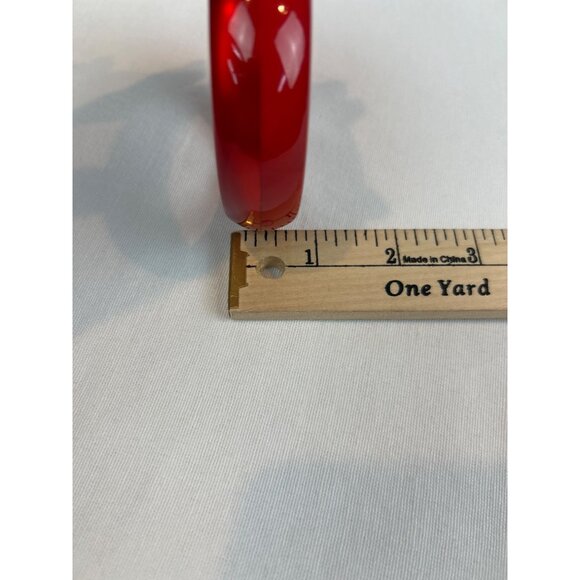 Red Lucite Bangle Bracelet Two-Tone Chunky Christmas 50s 60s Vintage Style - Picture 8 of 8